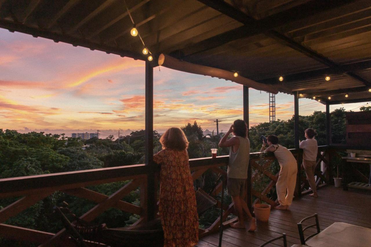 Mambo Hostel Okinawa Motobu Eksteriør billede