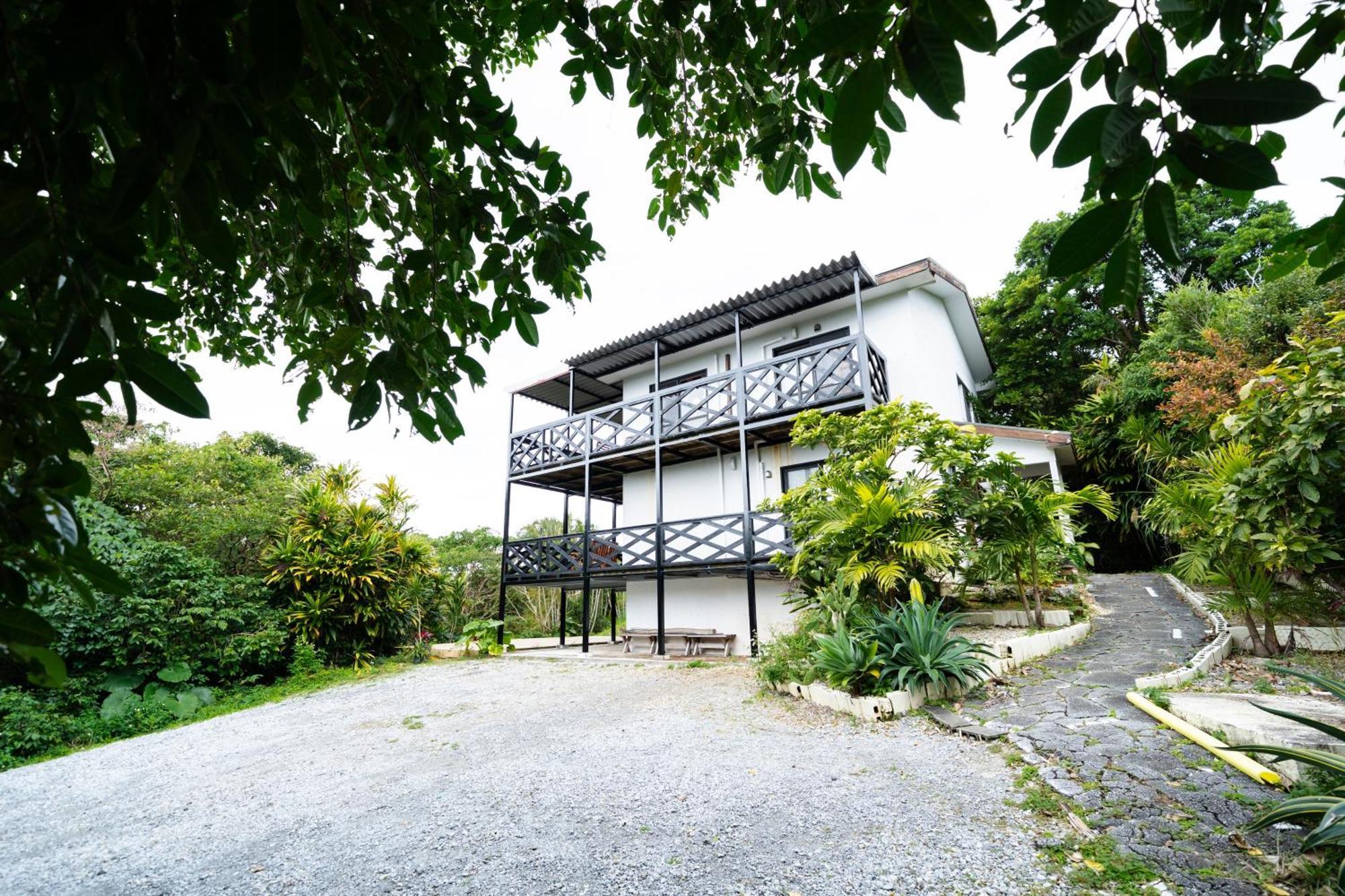 Mambo Hostel Okinawa Motobu Eksteriør billede